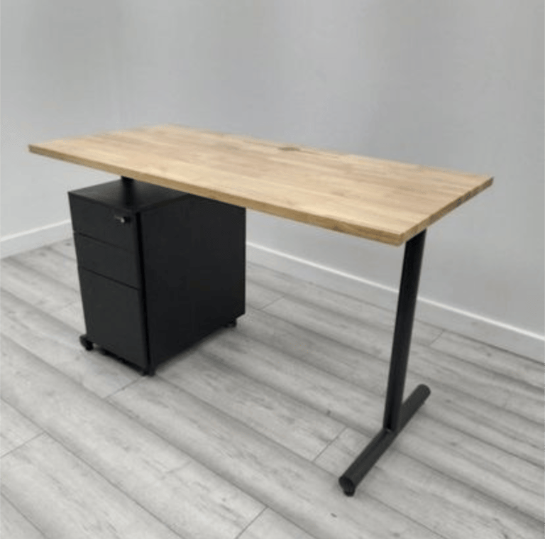 SOLID OAK DESK 1220 X 600 - 200 AVAILABLE 