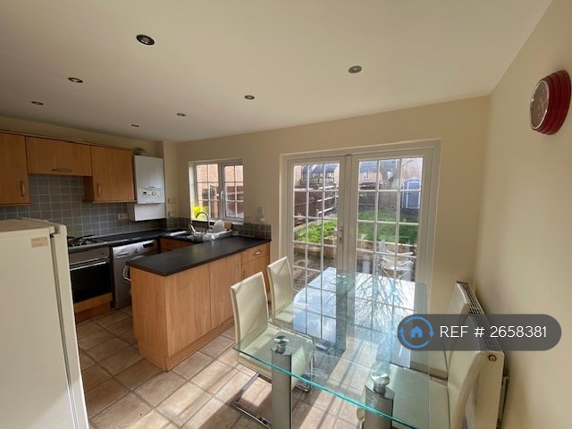 image for 3 bedroom house in West Drayton, West Drayton, UB7 (3 bed) (#2658381)