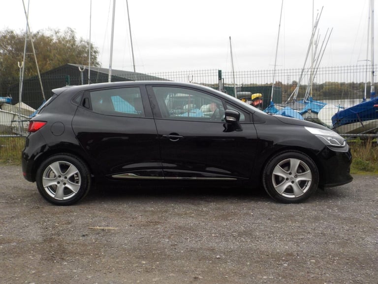 2015 Renault Clio 1.2 16V Dynamique MediaNav 5dr HATCHBACK PETROL Manual