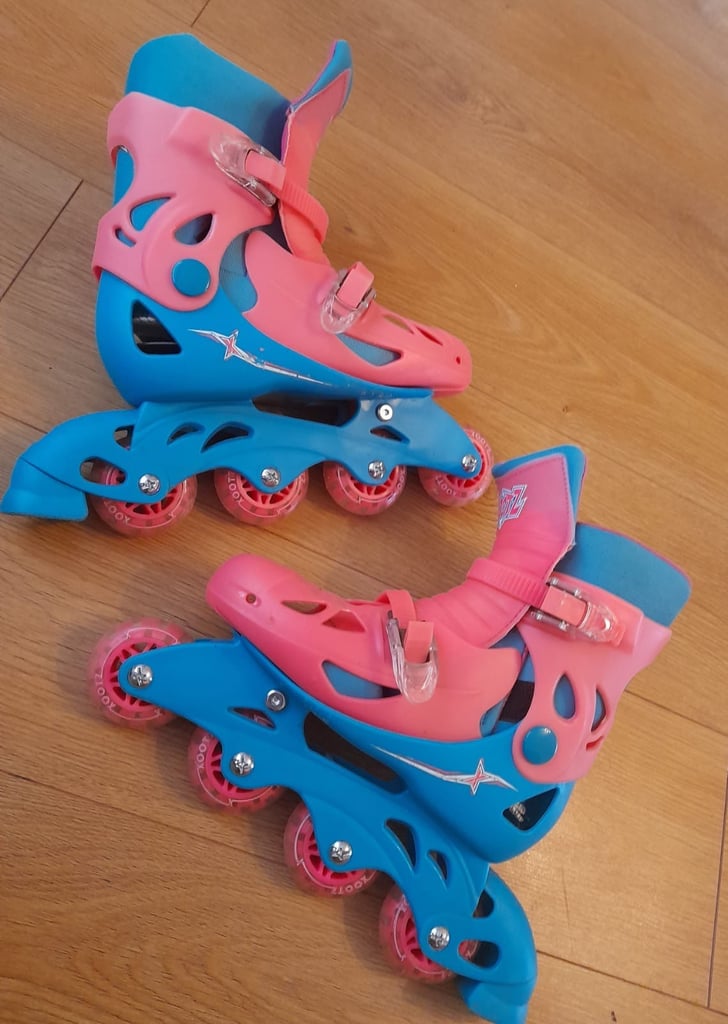 Kids Roller skates (Xootz) Size: 13-3 (32-35)