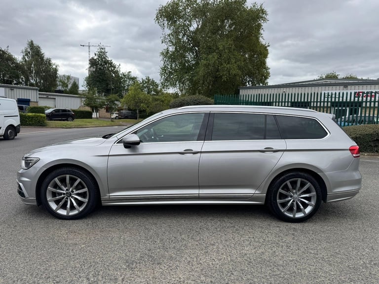 2015 Volkswagen Passat 2.0 TDI BlueMotion Tech R-Line Euro 6 (s/s) 5dr ESTATE Diesel Manual