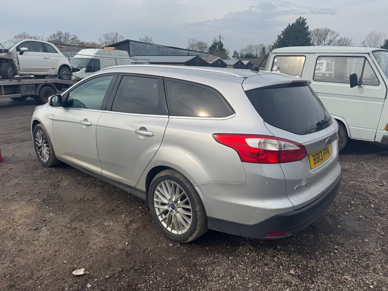 Ford focus mk3 estate 1.0 eco silver 2013 BREAKING FOR PARTS 