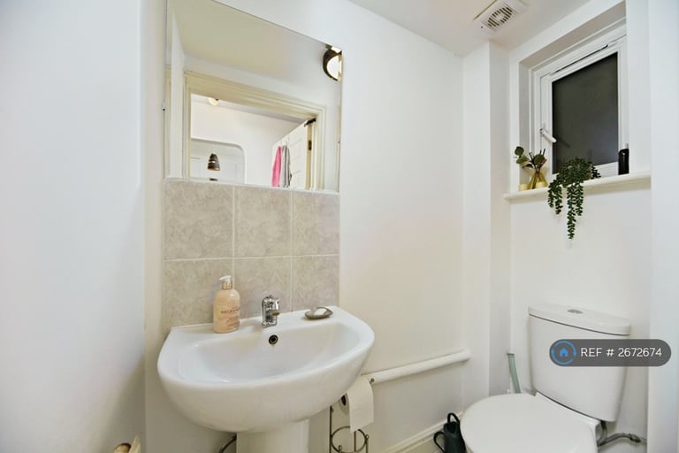 3 bedroom house in Milner Road, Morden, SM4 (3 bed) (#2672674)