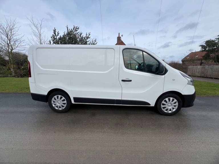 SL28 ENERGY dCi 145 Business+ Van £11490 PLUS VAT