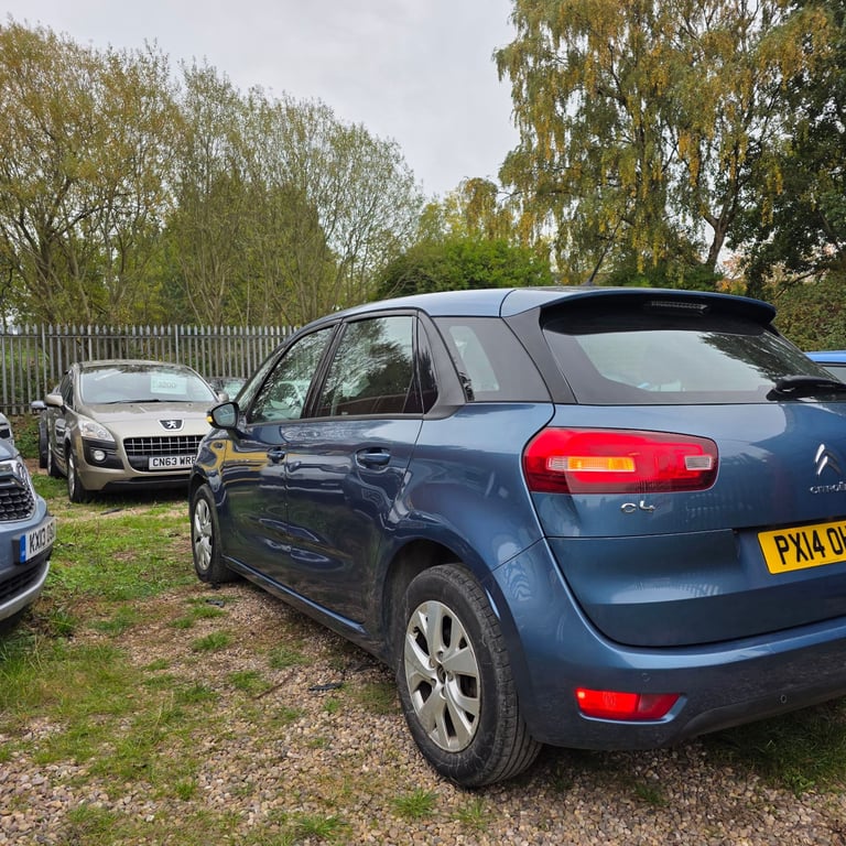 CITROEN C4 PICASSO VTR+ MODEL 1.6 DIESEL 115 BHP YEAR 2014 £20 ROAD TAX PER YEAR LOW MILES!!!