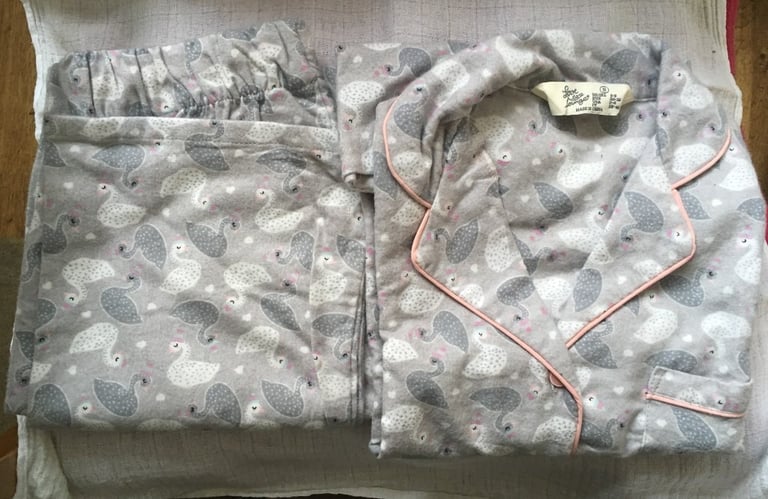 image for BN Long Sleeve Pyjamas Top Bottom Set Primark new