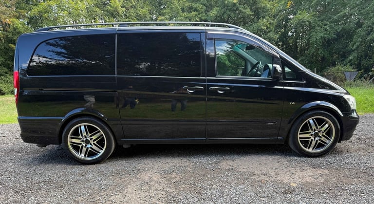 FRESH IMPORT 2011 MERCEDES-BENZ V350 AMBIENTE VIANO LONG WHEEL BASE 3.5 V6 AUTO