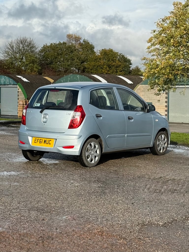 Hyundai i10 2011 only 8,700 miles from New !