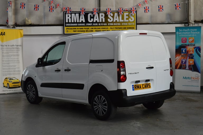 2016 Peugeot Partner 850 1.6 HDi 92 Professional ONLY 5000 MILES Van  Diesel Manual