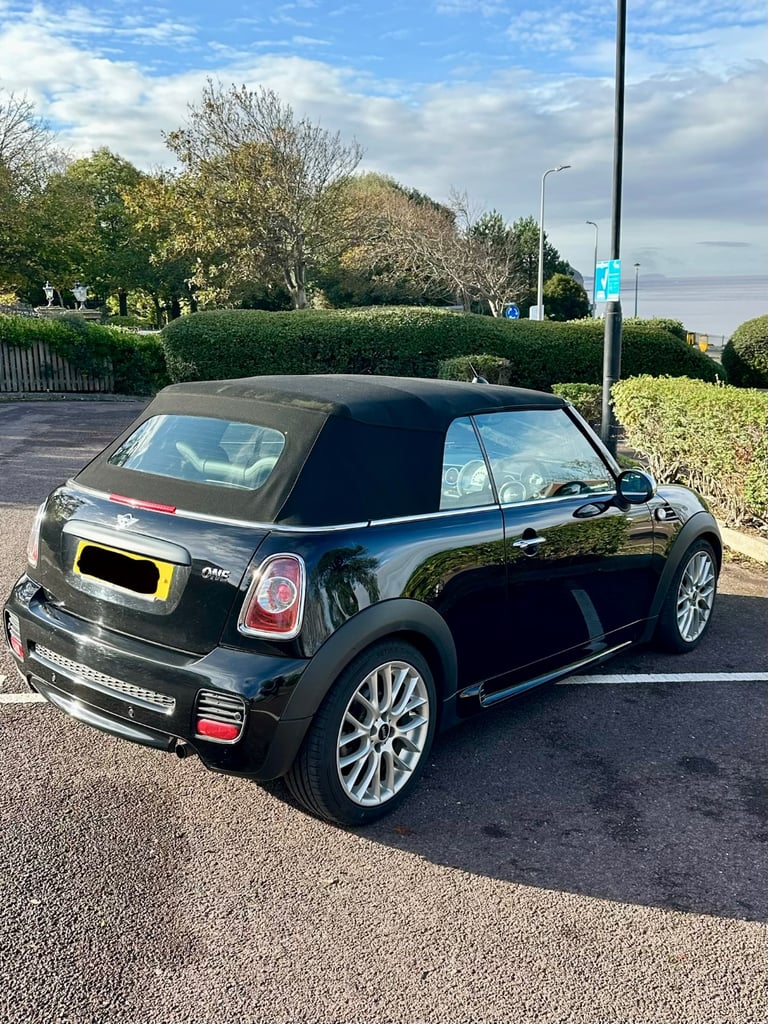 Mini, CONVERTIBLE, Convertible, 2012, Manual, 1598 (cc), 2 doors