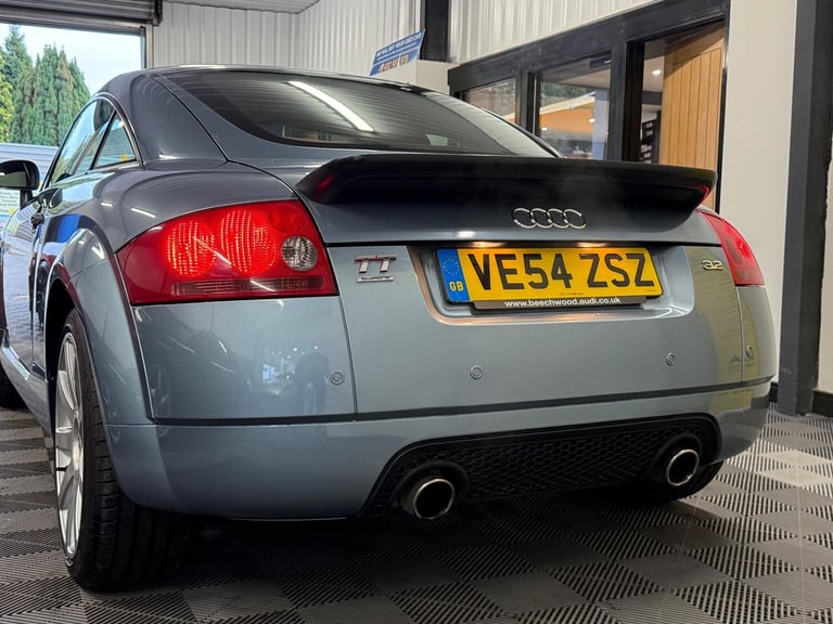 2005 Audi TT 3.2 V6 DSG quattro 2dr COUPE Petrol Automatic