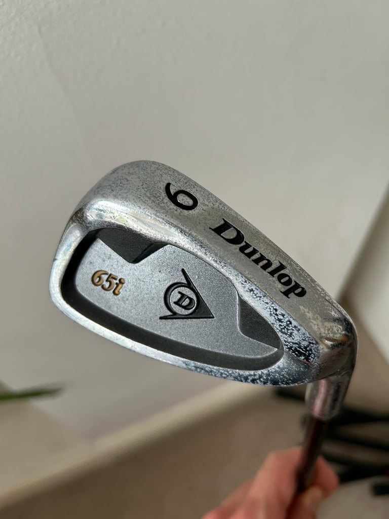 Set of 15 Dunlop clubs with case