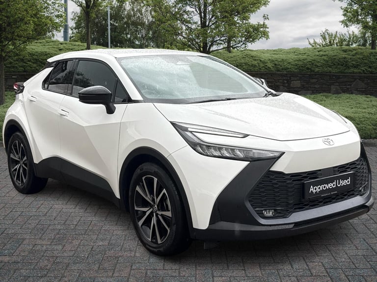 image for 2024 Toyota C-HR 1.8 Hybrid Design 5dr CVT SUV Hybrid Automatic