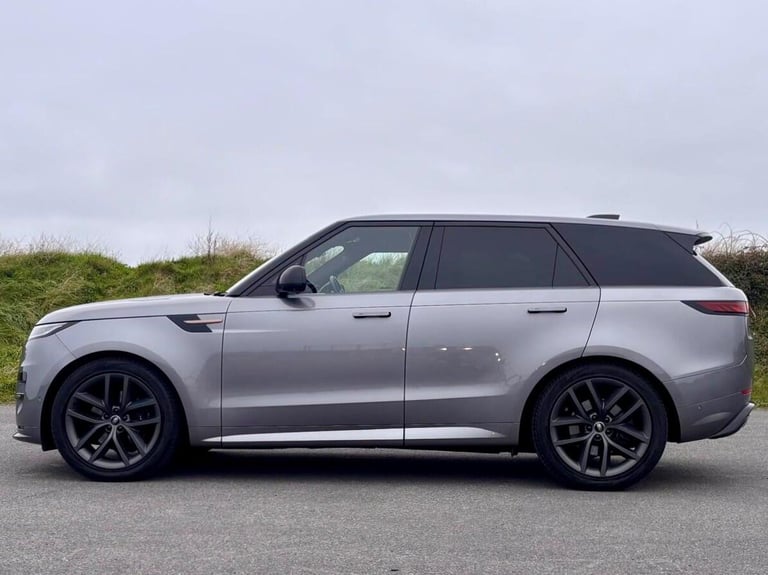2022 Land Rover Range Rover Sport 3.0 D300 MHEV Dynamic SE Auto 4WD Euro 6 (s/s) 5dr ESTATE Diese...