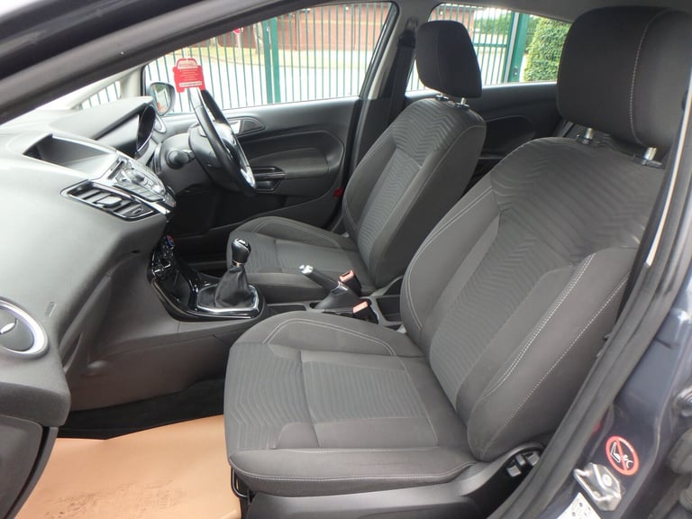 2013 Ford Fiesta 1.25 82 Zetec 5dr...All 13 Service Stamps in the Book HATCHBACK Petrol Manual