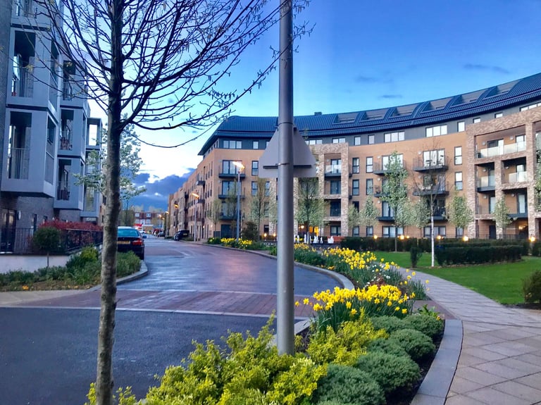 Fully Equipped Grocery Shop Available – Prime Location, Attractive Rent, Ready to Operate!