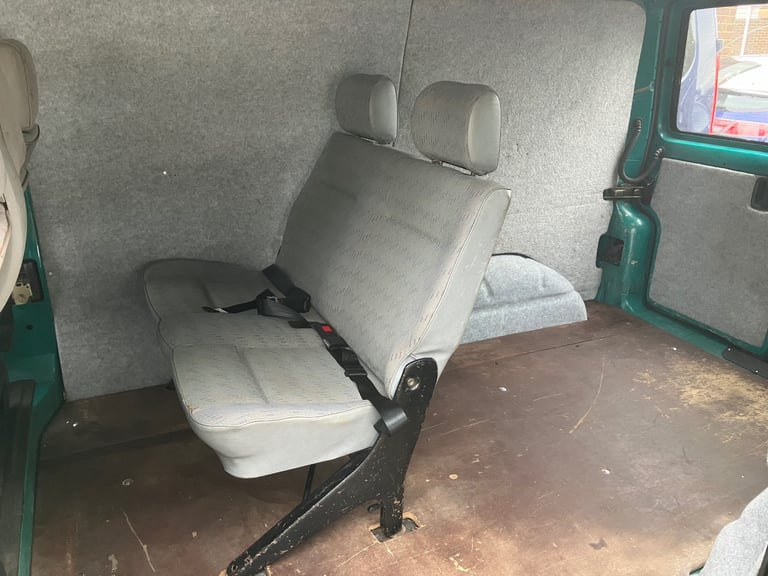 Volkswagen, TRANSPORTER, Panel Van, 2001, Manual, 2461 (cc)