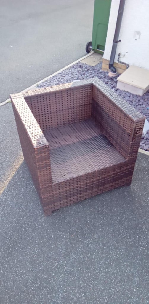 TWIN GARDEN CHAIRS - free local delivery just ask