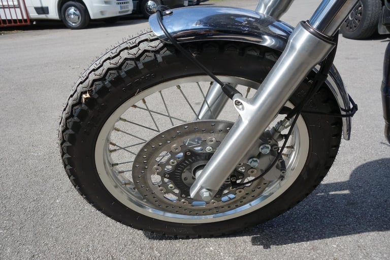 Mash Cafe Racer 400 2022