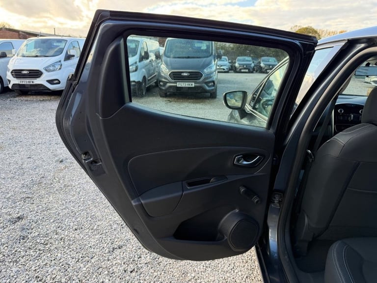 2025 Renault Clio 1.5 dCi 90 Play 5dr Hatchback DIESEL Manual