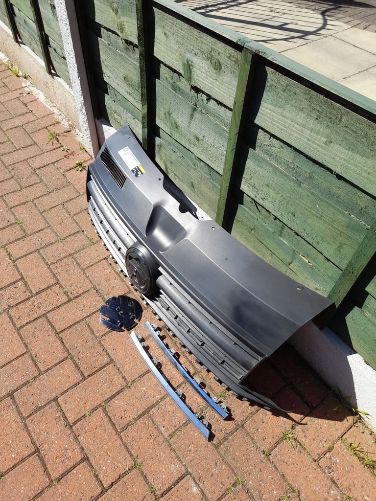 Vw transporter front grille 