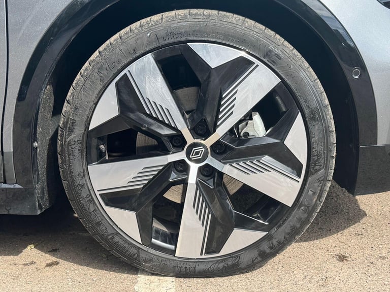 2024 Renault Megane E Tech comfort range 60kWh techno Auto 5dr (22kW Charger) HATCHBACK Electric ...