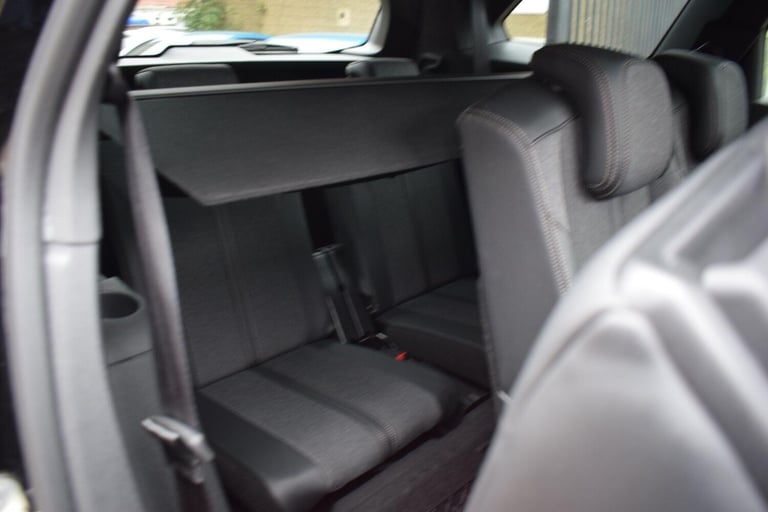 2019 Peugeot 5008 1.6 PureTech GT Line Premium EAT Euro 6 (s/s) 5dr HATCHBACK Petrol Automatic