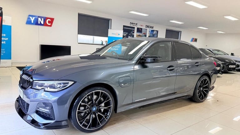 2021 BMW 3 Series 2.0 330e 12kWh M Sport Auto Euro 6 (s/s) 4dr Saloon PETROL/ELECTRIC Automatic