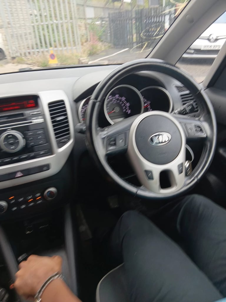 Kia, VENGA, Hatchback, 2015, Other, 1591 (cc), 5 doors