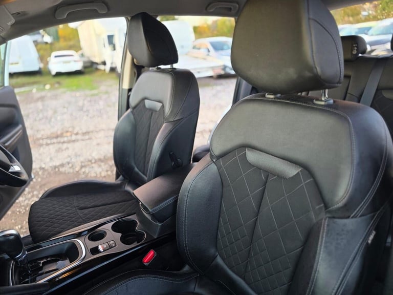 2019 Renault Kadjar 1.3 TCe Iconic SUV 5dr Petrol EDC Euro 6 (s/s) (140 ps) SUV Petrol Automatic