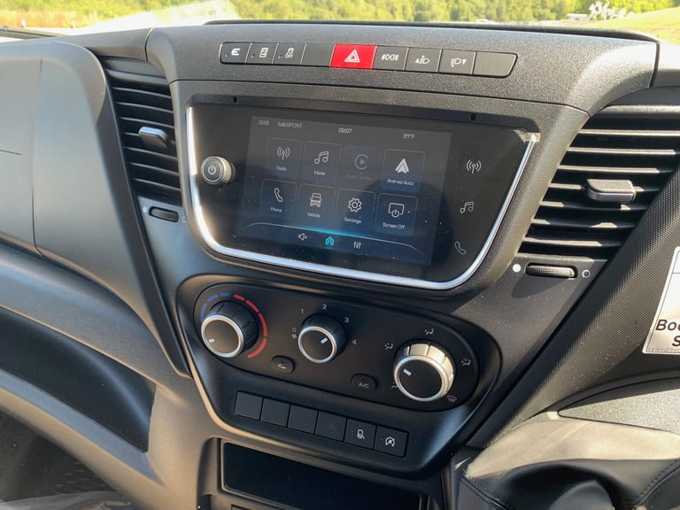 Iveco Daily 35S14 Curtainsider 2.3ltr 140bhp 6- Speed Manual