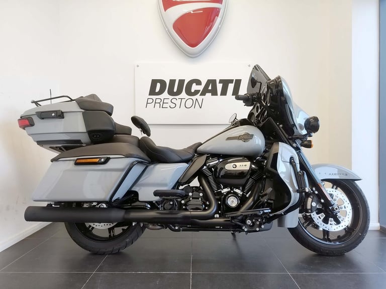 image for 2024 Harley-Davidson Touring Ultra Limited 1868 Grey 906 Miles V&H Pipes