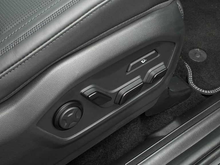  Hyundai Santa Fe 1.6 h T-GDi Calligraphy Auto 4WD Euro 6 (s/s) 5dr (6Seat) Petrol/Electric Hybri...