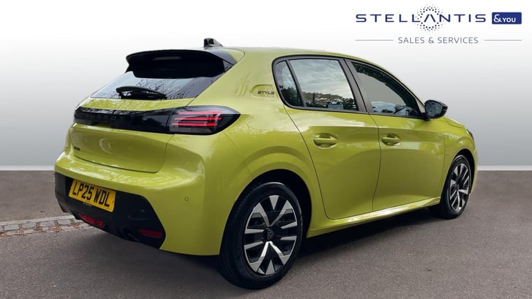 2025 Peugeot 208 1.2 PureTech Style Hatchback 5dr Petrol Manual Euro 6 (s/s) (100 ps) Hatchback P...