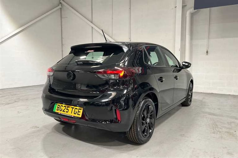 2025 Vauxhall Corsa 50kWh Yes Hatchback 5dr Electric Auto (136 ps) Hatchback Electric Automatic
