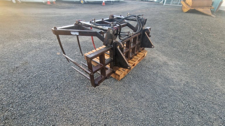 Tractor front loader 6ft slewtic dung muck grab with faucheux brackets