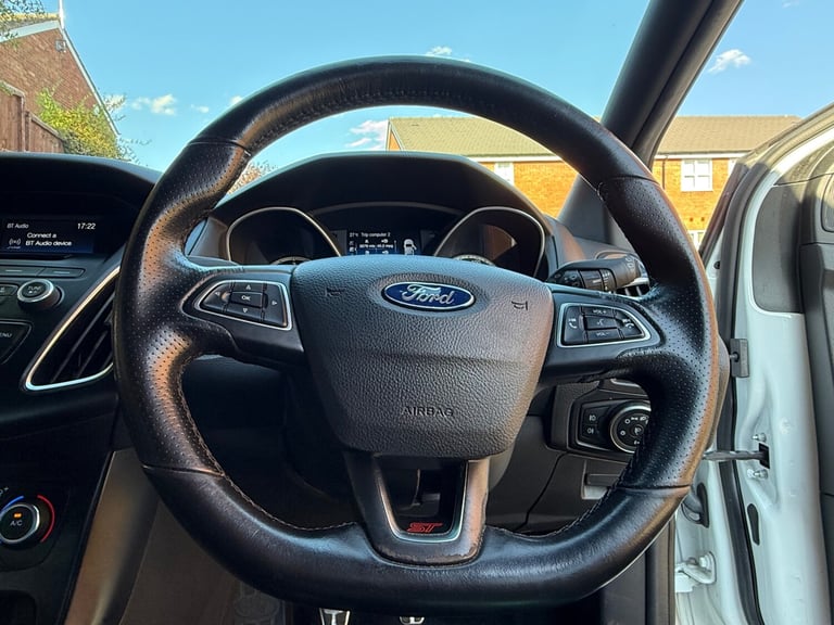 2015 FORD FOCUS 2.0 TDCi 185 ST-2 Diesel 5dr ULEZ EURO 6 CRUISE CONTROL