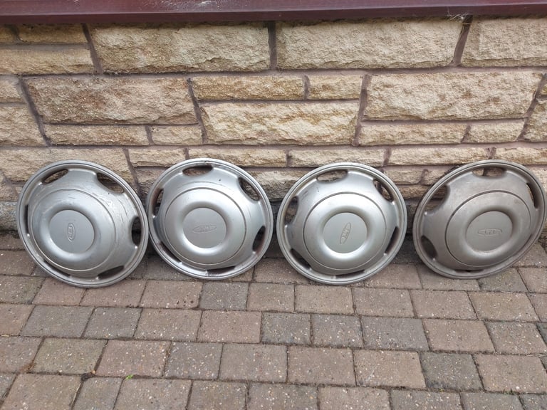 Taxi TX4 hub caps