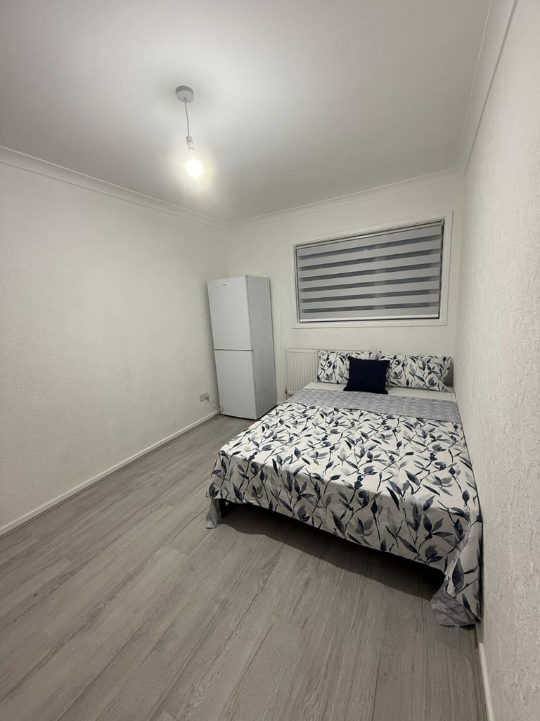 image for DOUBLE ROOM AVAILABLE NOW Suffolk Road, N15  – 4 minutes from station