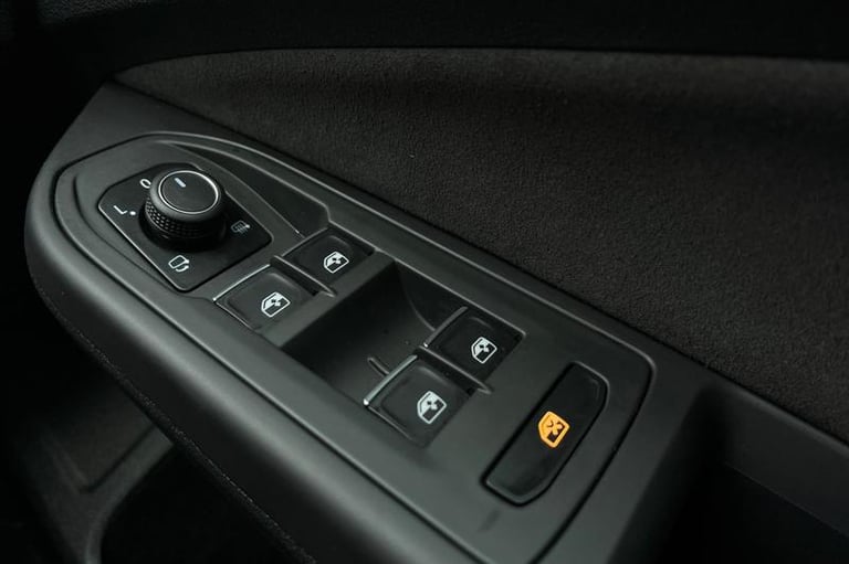 2023 Volkswagen Golf 2.0 TSI GTI Hatchback 5dr Petrol DSG Euro 6 (s/s) (245 ps) Automatic Hatchba...