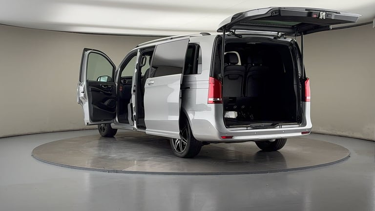 2023 Mercedes-Benz V-Class 2.0 V300d AMG Line MPV 5dr Diesel G-Tronic+ Euro 6 (s/s) XLWB (237 ps)...