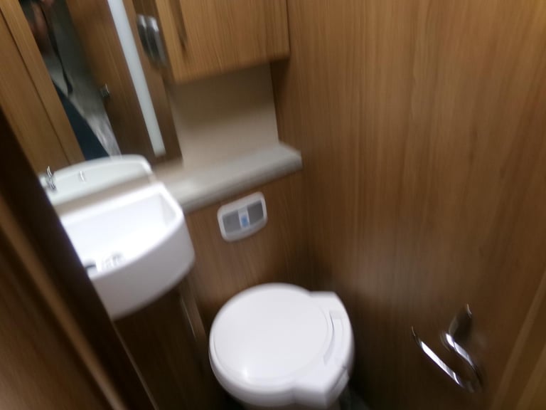 2015 FIAT AUTO TRAIL FRONTIER CH-TA. 6 BERTH. FULL LEATER. TOW BAR