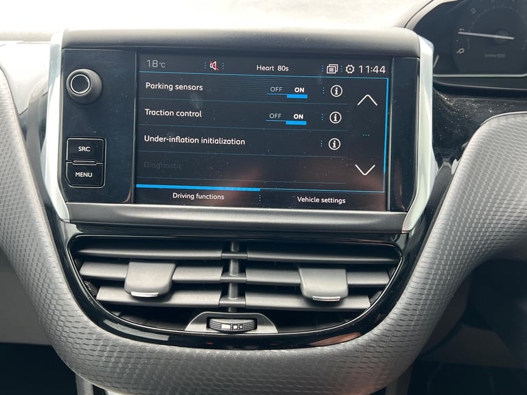 PEUGEOT 208 1.2 PureTech Tech Edition White Manual Petrol 2019
