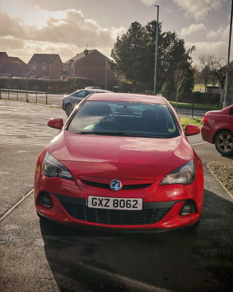 Vauxhall, ASTRA GTC, Hatchback, 2014, Manual, 1364 (cc), 3 doors