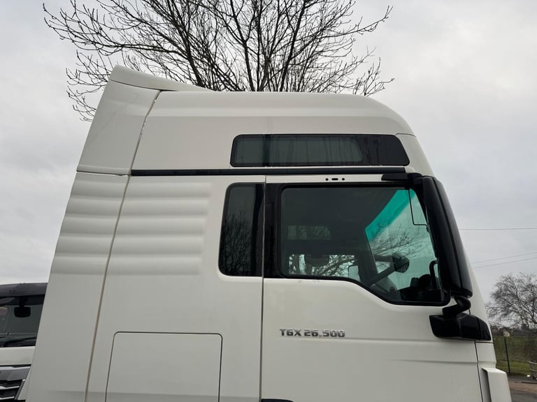 2018 MAN TGX26.500 6x2 Tractor Unit