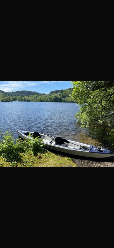 Fohn 2 person inflatable Kayak with 2 life jackets rrp £599