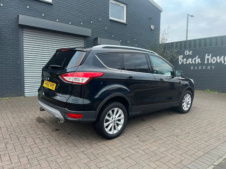 Ford, KUGA, Hatchback, 2015, Manual, 1997 (cc), 5 doors