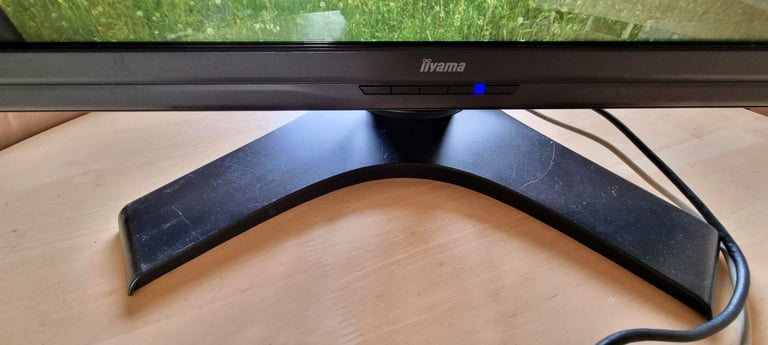 iiyama ProLite T2250MTS 22" Touchscreen Monitor (Used)