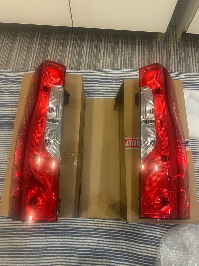 image for New shape Mercedes sprinter van rear lights left and right ns os w907 w910