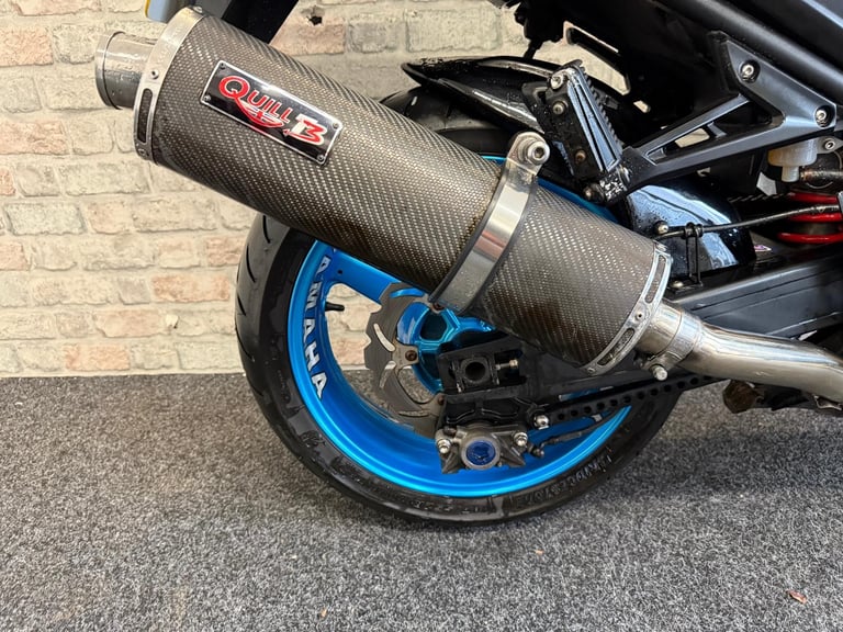 2003 Yamaha FZS 1000 Fazer - 21k miles - Long Mot - Lovely colour  